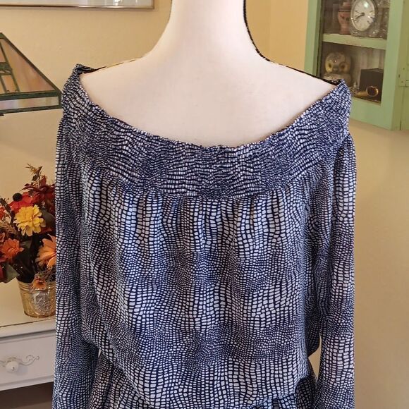 MICHAEL Michael Kors Zephyr Snake Navy and White Dress. Flirty, Flouncy, Coqette - Picture 7 of 11